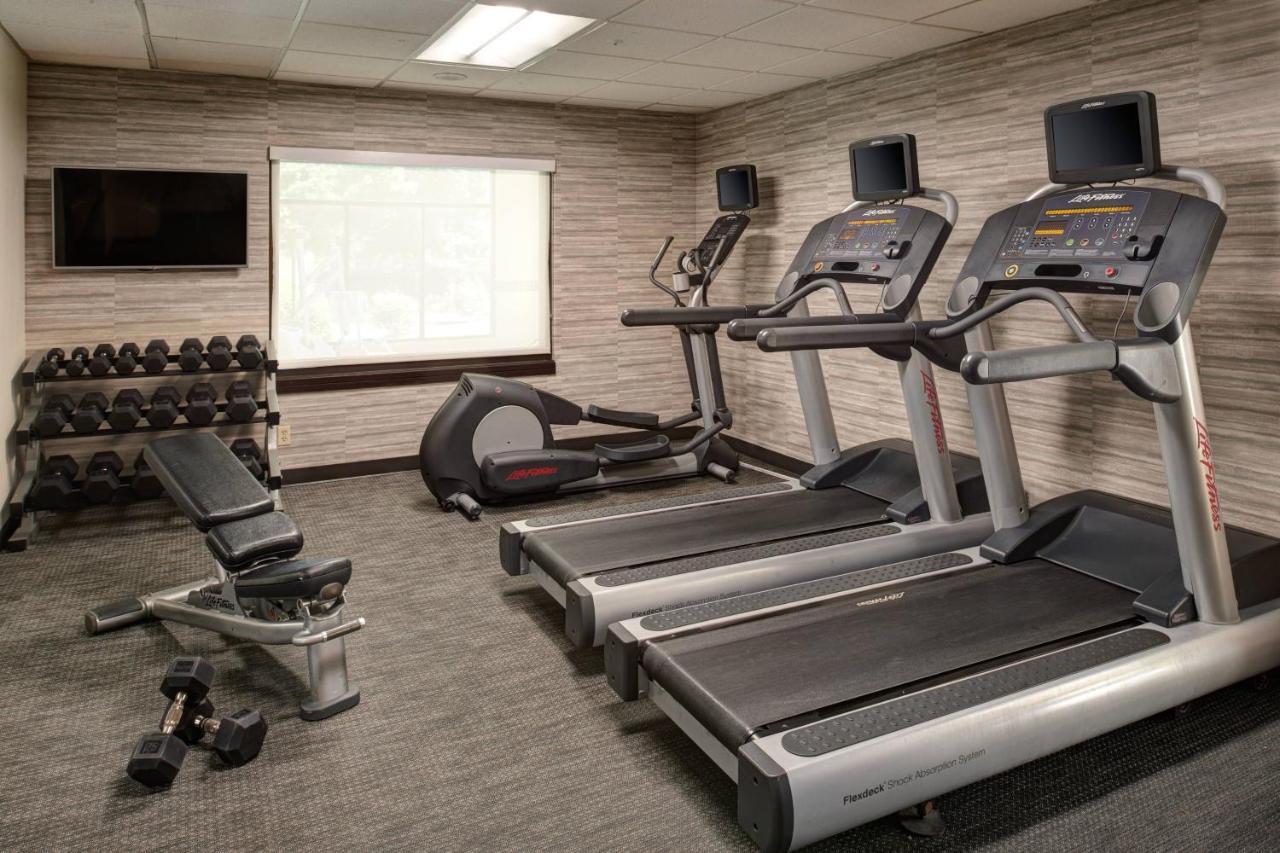 Courtyard By Marriott Louisville East Εξωτερικό φωτογραφία
