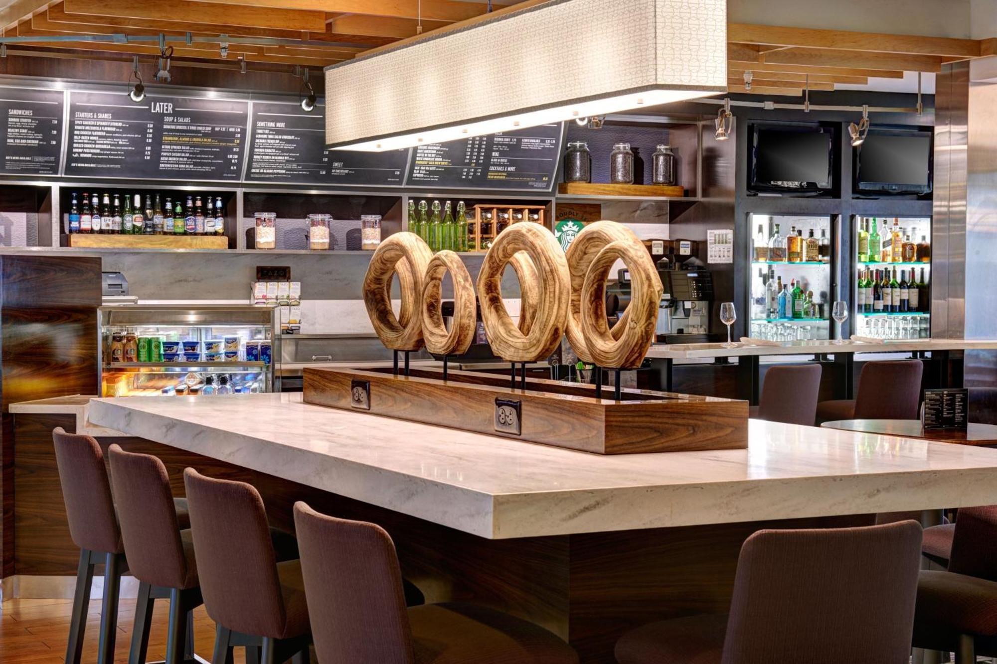 Courtyard By Marriott Louisville East Εξωτερικό φωτογραφία