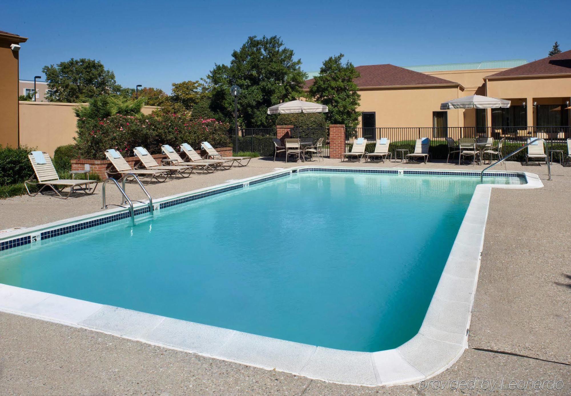 Courtyard By Marriott Louisville East Εξωτερικό φωτογραφία