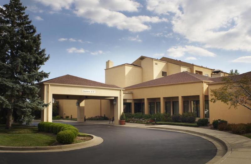 Courtyard By Marriott Louisville East Εξωτερικό φωτογραφία