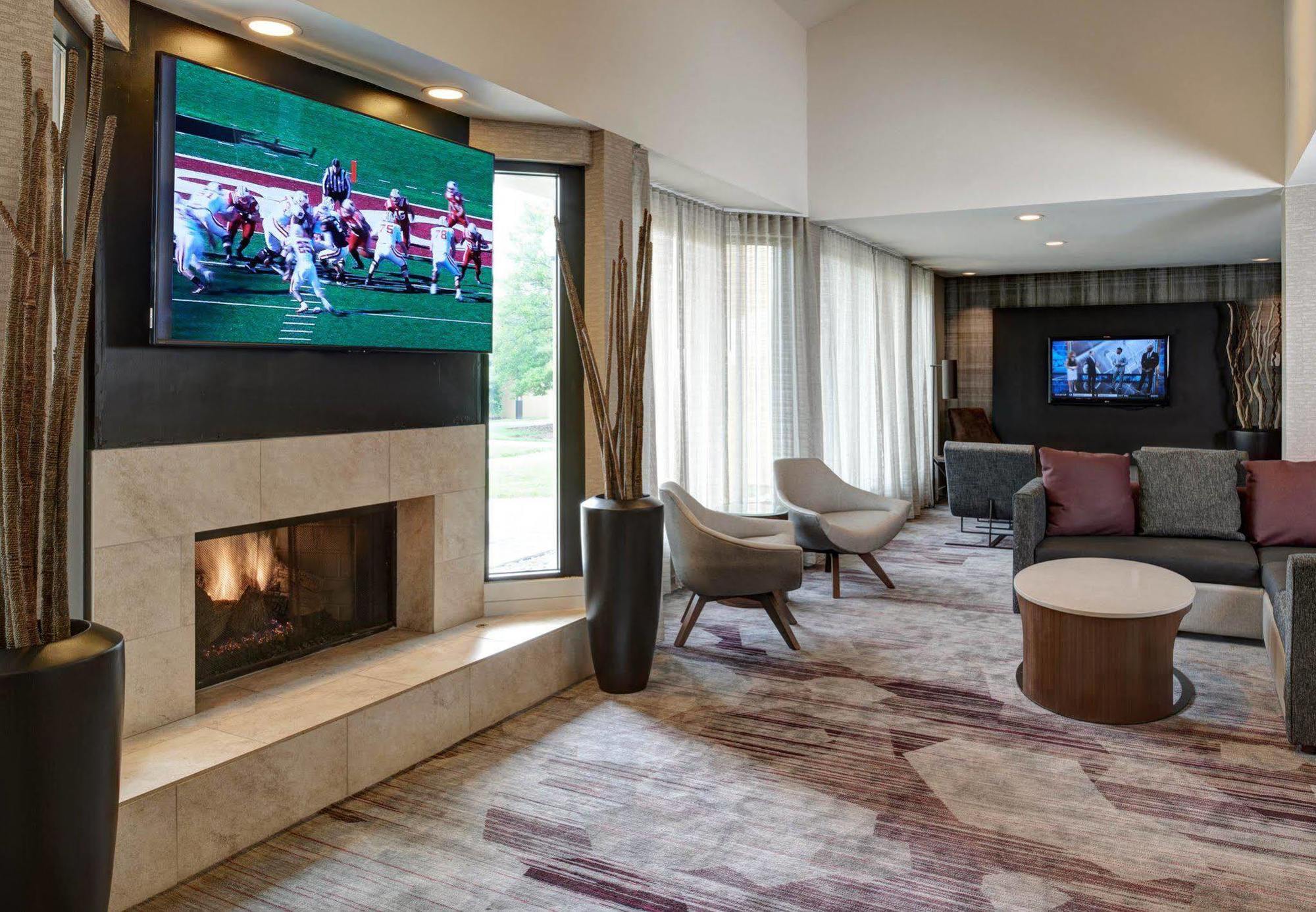 Courtyard By Marriott Louisville East Εξωτερικό φωτογραφία