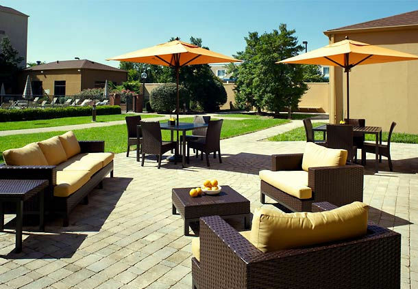 Courtyard By Marriott Louisville East Εξωτερικό φωτογραφία